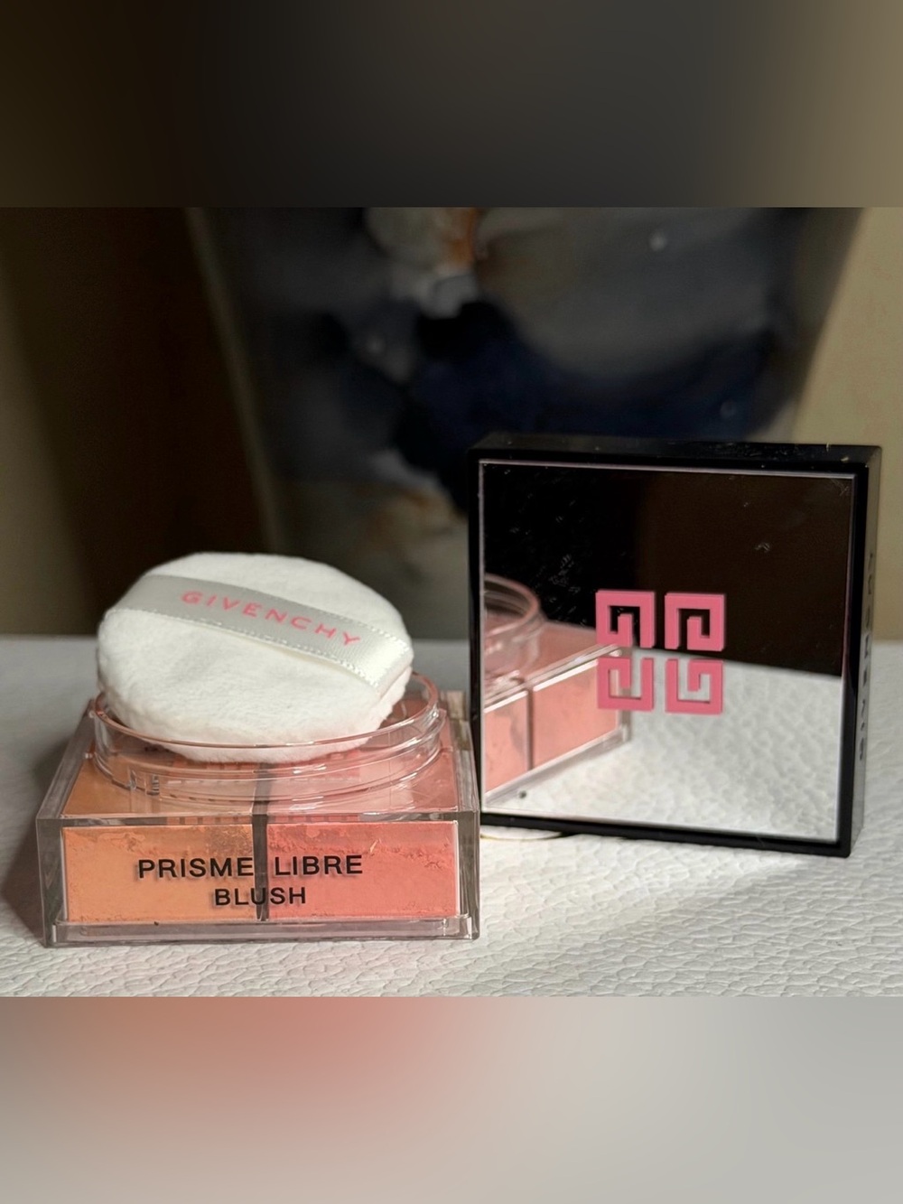 3 Volie Corail-Givenchy Prisme Libre Loose Powder Blush
